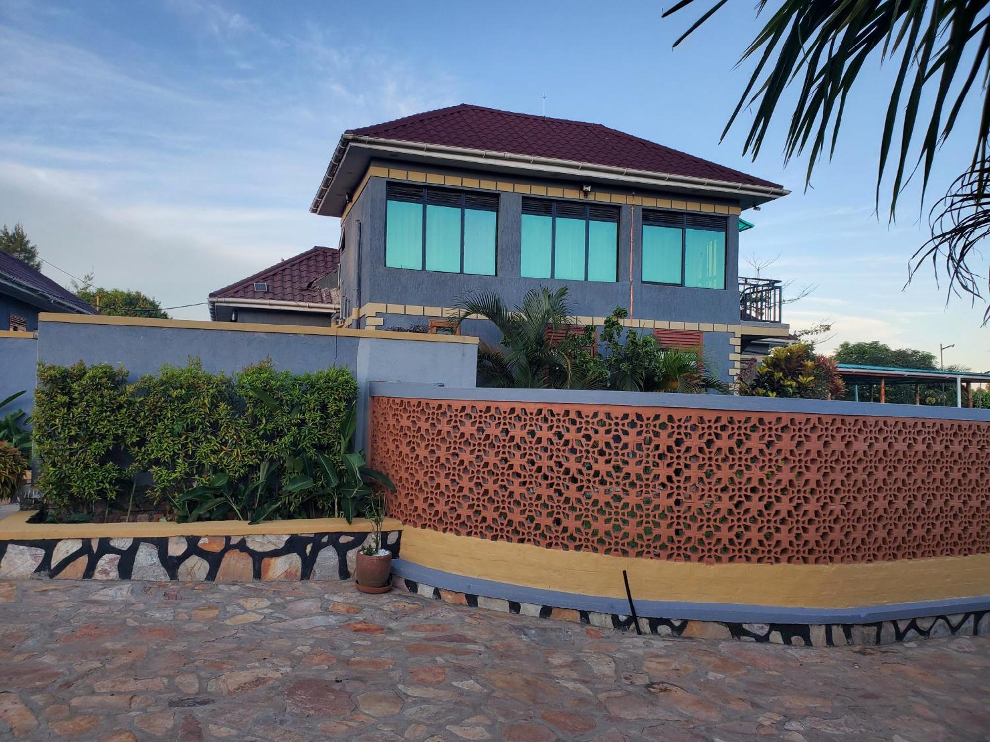 Gorilla African Guest House Entebbe Exteriér fotografie